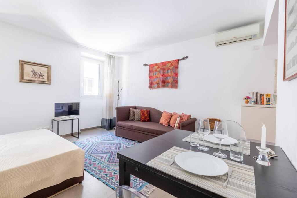 דירות Hospitalityrome Monti Leonina With Terrace מראה חיצוני תמונה